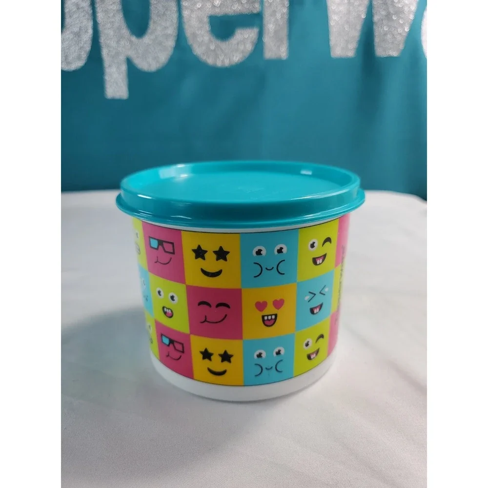 Tupperware Mini Canister Food Container 3 cup / 700ml Smiley on the go snacks